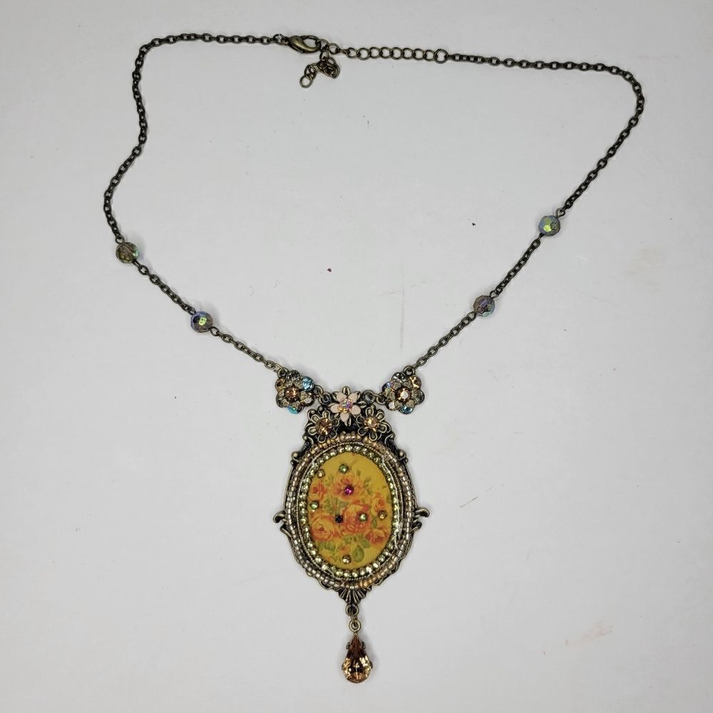 Vintage floral necklace - Picture 12 of 13